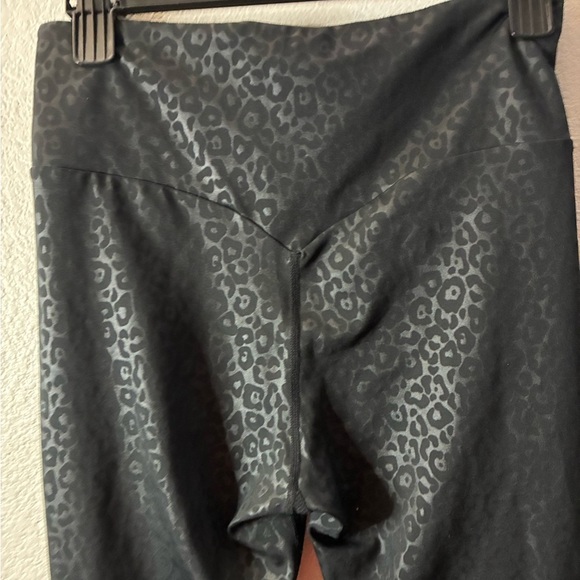 Black Leopard Print High-Waisted Leggings M - Picture 7 of 9